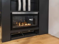 Planika Panorama – vollverglaster Ethanol-Einbaukamin mit BEV®