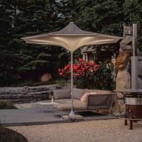 FIM Ambience Pagoda 350 – LED-Sonnenschirm achteckig mit Ständer