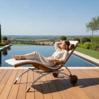 First Class Holz Siesta Classic – Wellnessliege, Holz & Edelstahl