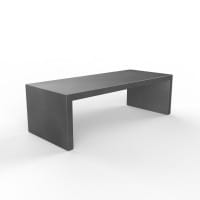 Dunkler Outdoor Beton-Esstisch Umberto in anthrazit von efecto