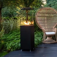 Planika Lighthouse – mobile Outdoor-Gas-Feuersäule (LPG)